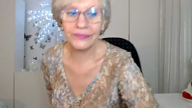 Snapshot of Ghertrude52 chatting on March 23, 2025, 4:27 am Ghertrude52 online show from March 23, 2025, 4:27 am