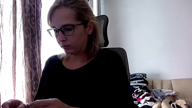 SexxyLety online show from July 12, 2026, 9:33 am