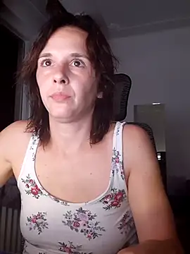 SexxyLety online show from August 2, 2026, 8:18 pm