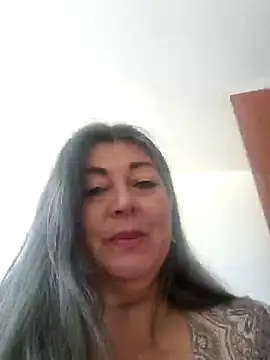 Snapshot of emma_tour chatting on December 6, 2024, 1:11 pm emma tour online show from December 6, 2024, 1:11 pm