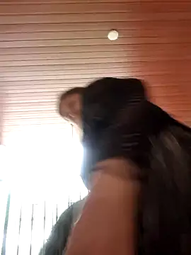 Snapshot of emma_tour chatting on December 26, 2024, 10:31 pm emma tour online show from December 26, 2024, 10:31 pm