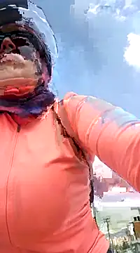 Snapshot of emma_tour chatting on January 13, 2025, 2:32 pm emma tour online show from January 13, 2025, 2:32 pm