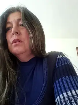 Snapshot of emma_tour chatting on January 16, 2025, 10:12 pm emma tour online show from January 16, 2025, 10:12 pm