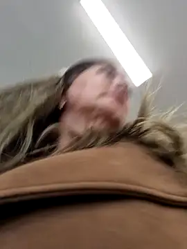 Snapshot of emma_tour chatting on January 17, 2025, 8:11 pm emma tour online show from January 17, 2025, 8:11 pm