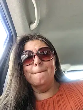 Snapshot of emma_tour chatting on January 21, 2025, 6:34 pm emma tour online show from January 21, 2025, 6:34 pm