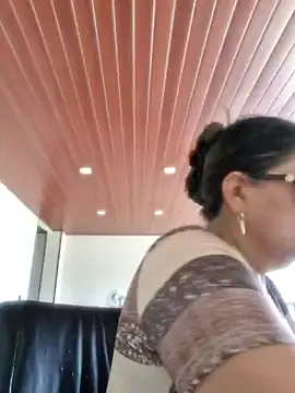 Snapshot of emma_tour chatting on January 25, 2025, 3:52 pm emma tour online show from January 25, 2025, 3:52 pm