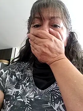 Snapshot of emma_tour chatting on February 13, 2025, 7:42 pm emma tour online show from February 13, 2025, 7:42 pm