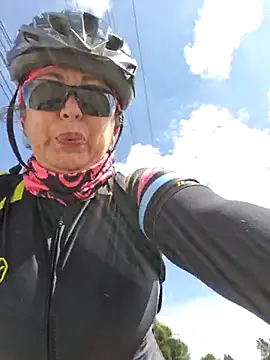 Snapshot of emma_tour chatting on February 20, 2025, 2:46 pm emma tour online show from February 20, 2025, 2:46 pm