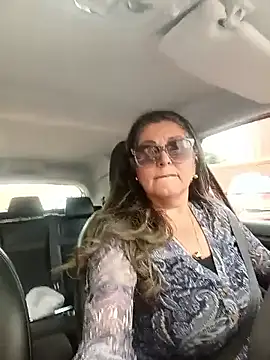 Snapshot of emma_tour chatting on September 19, 2025, 4:18 pm emma tour online show from September 19, 2025, 4:18 pm