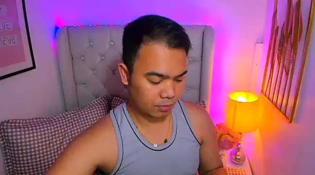 Snapshot of AsianZero chatting on January 12, 2025, 6:49 pm AsianZero online show from January 12, 2025, 6:49 pm