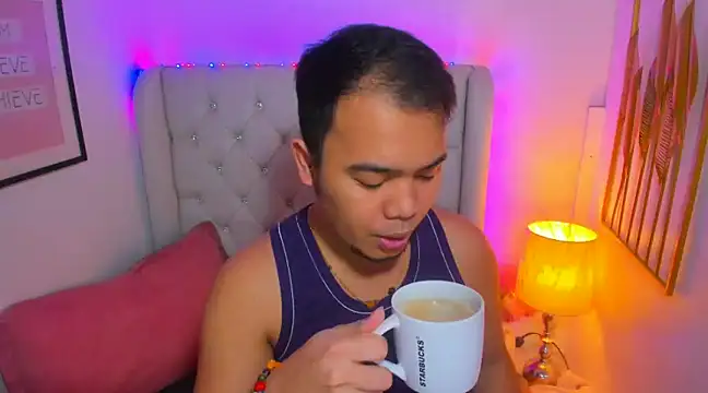 Snapshot of AsianZero chatting on January 31, 2025, 5:10 pm AsianZero online show from January 31, 2025, 5:10 pm