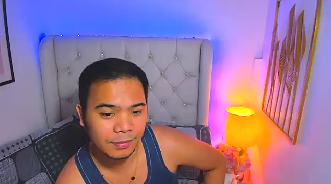 Snapshot of AsianZero chatting on February 11, 2025, 8:20 pm AsianZero online show from February 11, 2025, 8:20 pm