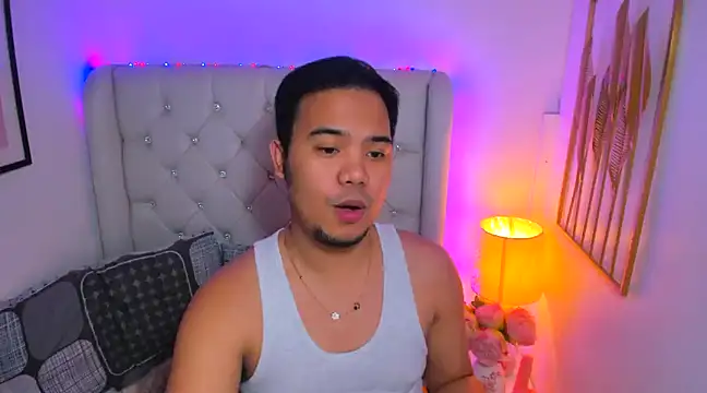 Snapshot of AsianZero chatting on February 15, 2025, 6:12 pm AsianZero online show from February 15, 2025, 6:12 pm