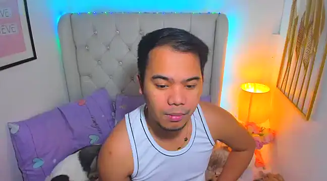 Snapshot of AsianZero chatting on February 25, 2025, 5:15 pm AsianZero online show from February 25, 2025, 5:15 pm