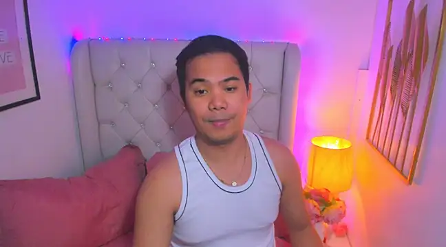 Snapshot of AsianZero chatting on March 10, 2025, 8:12 pm AsianZero online show from March 10, 2025, 8:12 pm