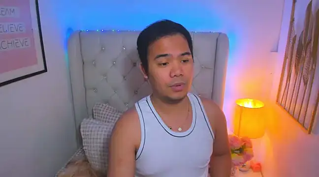 Snapshot of AsianZero chatting on March 21, 2025, 8:08 pm AsianZero online show from March 21, 2025, 8:08 pm