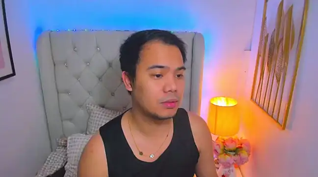 Snapshot of AsianZero chatting on March 22, 2025, 5:31 pm AsianZero online show from March 22, 2025, 5:31 pm