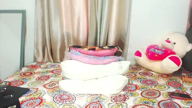 Snapshot of ValenSex chatting on January 9, 2026, 12:52 pm ValenSex online show from January 9, 2026, 12:52 pm