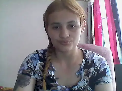 Snapshot of Mia_davis01 chatting on December 15, 2024, 2:16 pm Mia davis01 online show from December 15, 2024, 2:16 pm