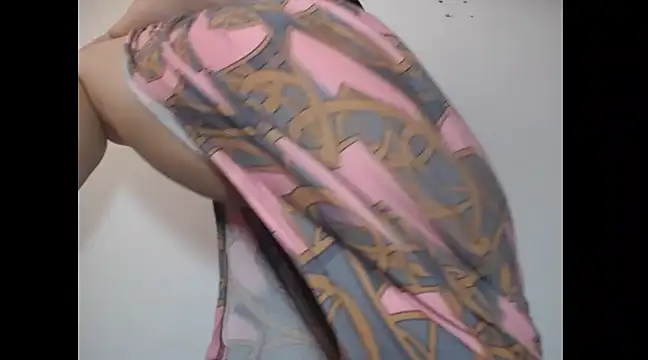 Snapshot of Mia_davis01 chatting on February 6, 2025, 9:06 pm Mia davis01 online show from February 6, 2025, 9:06 pm