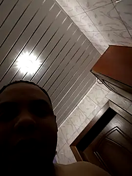 Snapshot of Mulatop chatting on January 16, 2025, 11:37 pm Mulatop online show from January 16, 2025, 11:37 pm