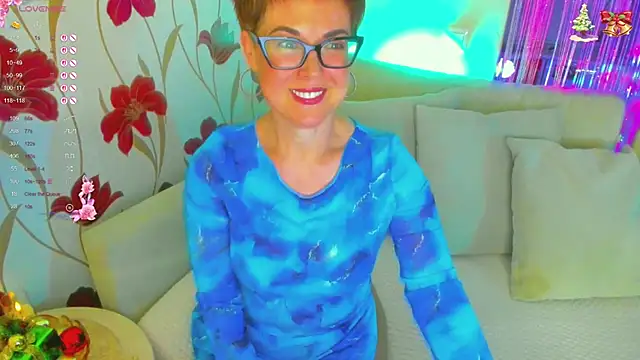 Snapshot of JennAlison chatting on December 5, 2025, 12:25 pm JennAlison online show from December 5, 2025, 12:25 pm