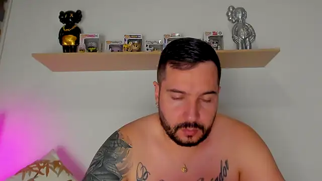 Snapshot of camilo_restrepo21 chatting on October 21, 2025, 11:38 pm camilo restrepo21 online show from October 21, 2025, 11:38 pm