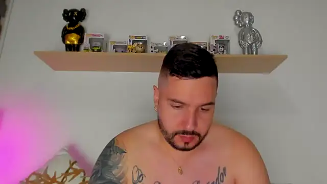 Snapshot of camilo_restrepo21 chatting on October 23, 2025, 2:11 am camilo restrepo21 online show from October 23, 2025, 2:11 am