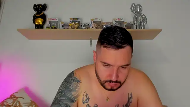 Snapshot of camilo_restrepo21 chatting on October 25, 2025, 12:51 am camilo restrepo21 online show from October 25, 2025, 12:51 am