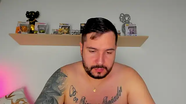 Snapshot of camilo_restrepo21 chatting on December 17, 2025, 12:49 am camilo restrepo21 online show from December 17, 2025, 12:49 am