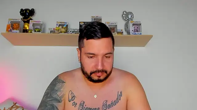 Snapshot of camilo_restrepo21 chatting on January 14, 2026, 12:27 am camilo restrepo21 online show from January 14, 2026, 12:27 am