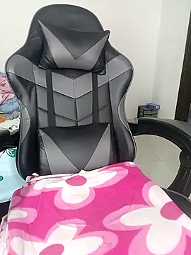 sandylau online show from March 12, 2025, 9:13 pm