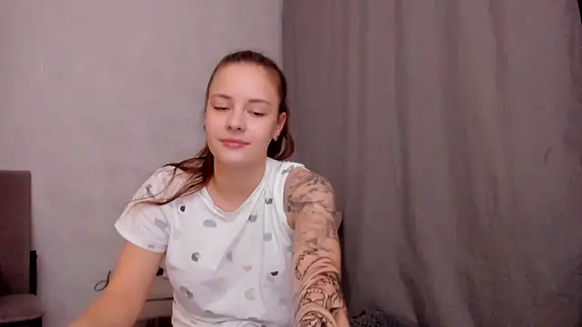 why again me online show from March 11, 2025, 10:42 pm