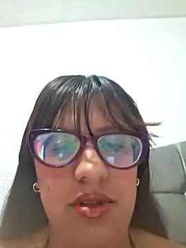 Snapshot of ZaidaWet chatting on January 30, 2025, 12:06 pm ZaidaWet online show from January 30, 2025, 12:06 pm