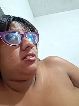 Snapshot of ZaidaWet chatting on February 21, 2025, 5:53 pm ZaidaWet online show from February 21, 2025, 5:53 pm