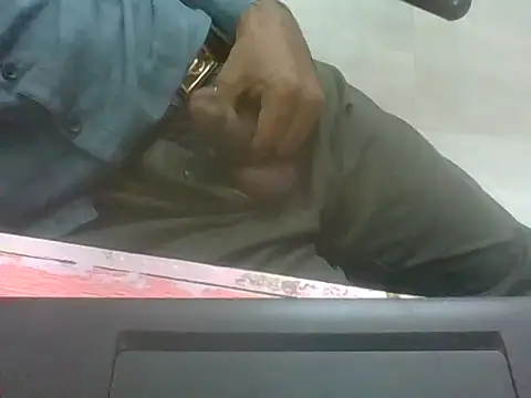 lltstr52 online show from April 4, 2026, 8:01 am