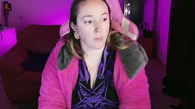 Snapshot of kisicaxx chatting on January 9, 2025, 5:22 pm kisicaxx online show from January 9, 2025, 5:22 pm