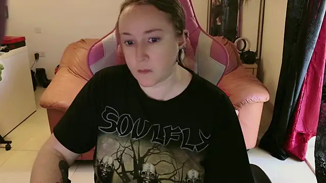 Snapshot of kisicaxx chatting on January 26, 2025, 2:52 pm kisicaxx online show from January 26, 2025, 2:52 pm