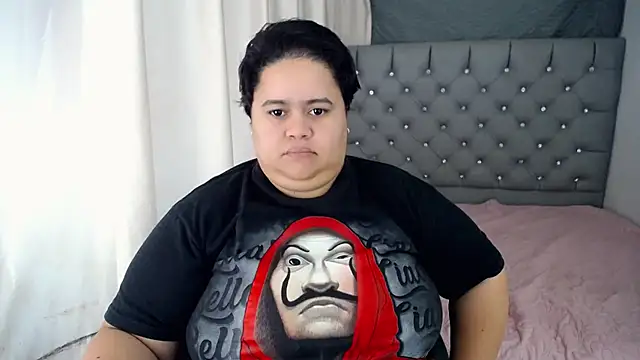 hotlesby4uxxx online show from December 6, 2024, 7:34 pm