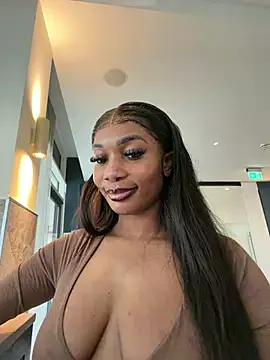 Snapshot of __Nessa__ chatting on February 27, 2026, 1:00 pm Nessa online show from February 27, 2026, 1:00 pm