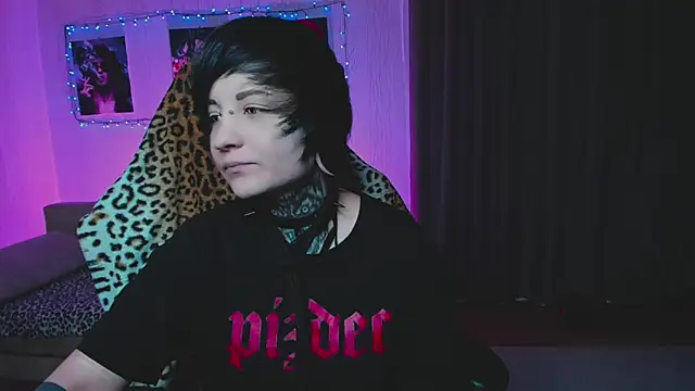 acid trip1l online show from September 26, 2025, 9:19 pm