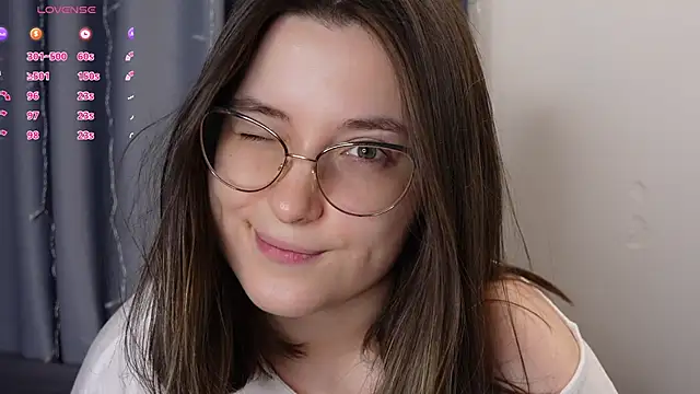 Snapshot of BeckyMartens chatting on September 12, 2025, 2:22 am BeckyMartens online show from September 12, 2025, 2:22 am