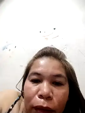 Snapshot of sweetvanna chatting on April 18, 2026, 8:42 pm sweetvanna online show from April 18, 2026, 8:42 pm