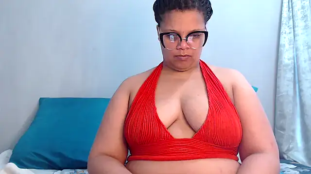 Lustfuleyez online show from November 19, 2025, 6:46 am