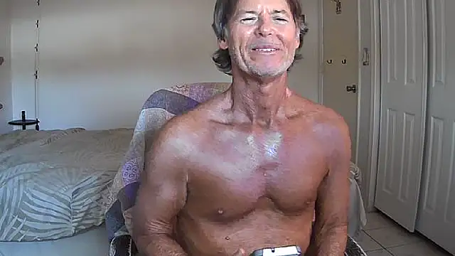 nakeedcowboi65 online show from March 31, 2026, 12:16 pm