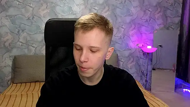 Snapshot of arlekincrop chatting on February 6, 2026, 2:09 pm arlekincrop online show from February 6, 2026, 2:09 pm