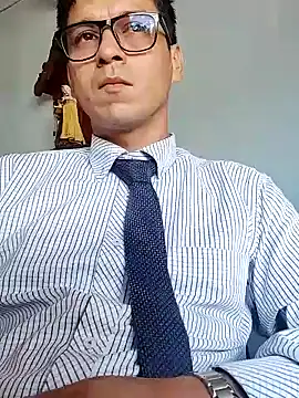 Business dickkk online show from January 31, 2025, 8:33 pm