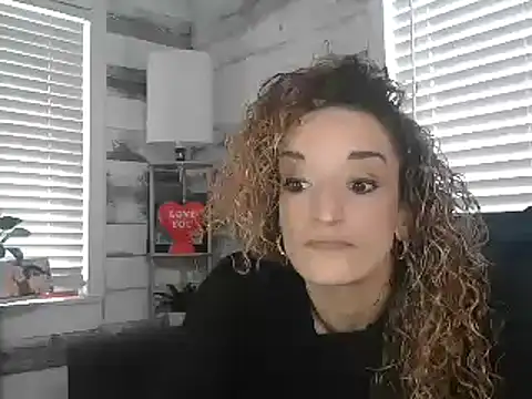 Snapshot of AshleyRain chatting on February 6, 2026, 7:28 pm AshleyRain online show from February 6, 2026, 7:28 pm