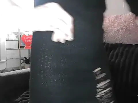 Snapshot of AshleyRain chatting on February 8, 2026, 9:13 am AshleyRain online show from February 8, 2026, 9:13 am