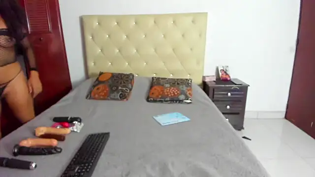 Snapshot of LUISSA_ chatting on March 10, 2025, 1:21 pm LUISSA online show from March 10, 2025, 1:21 pm